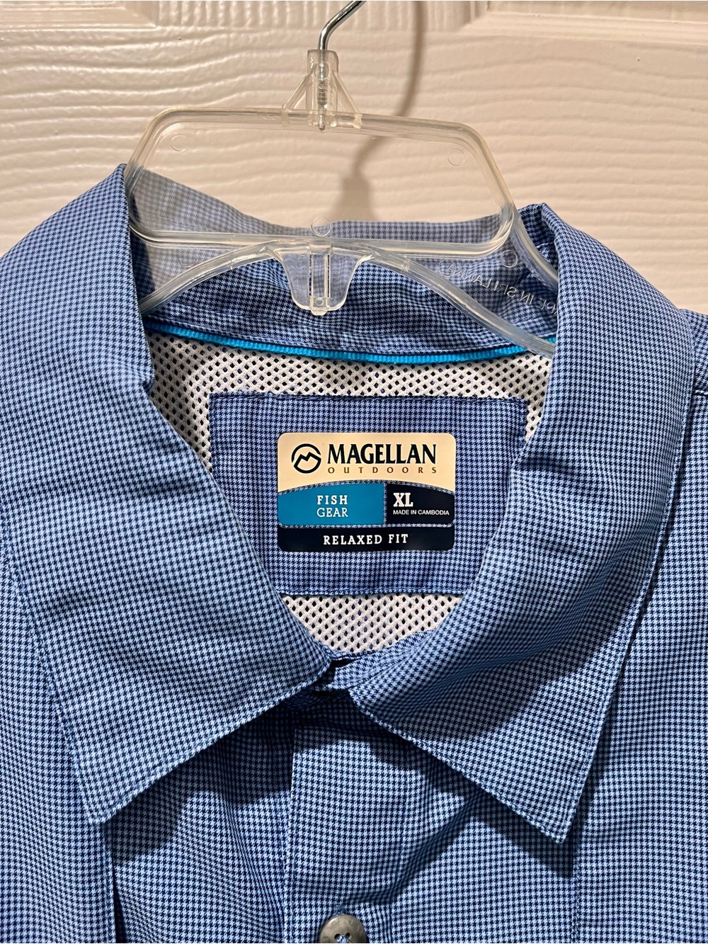 Magellan Outdoors Men's Micro Houndstooth Button-Down Shirt - Navy & White XL - Picture 3 of 8